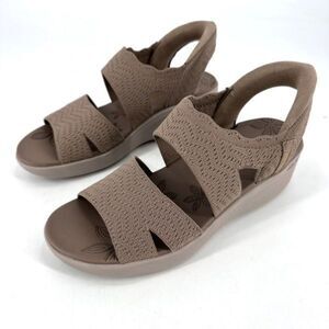 Skechers Women's PIER-LITE Memory Maker Wedge Sandals Mocha Size 9 Knit Stretch